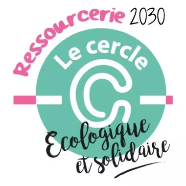 Lire la suite à propos de l’article Le Cercle Ressourcerie doit rester à Nanterre