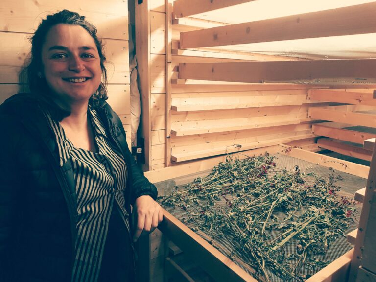 Lire la suite à propos de l’article Portrait de nos fermiers et paysans normands –  Juliette Lecaudey,